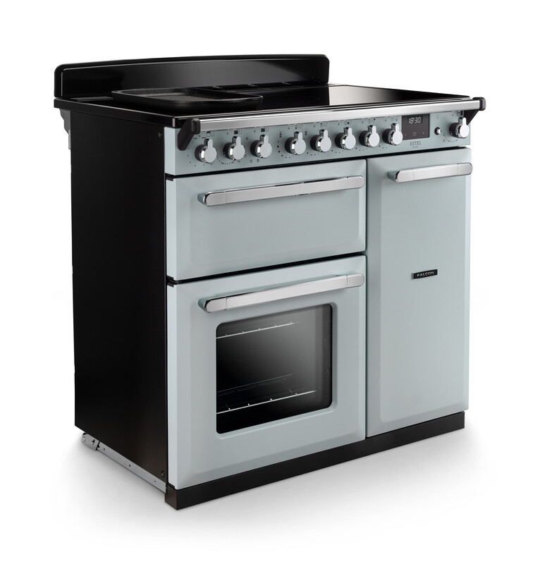Hellblauer Range Cooker von Falcon mit mehreren Backöfen und Induktionskochfeld, modernes Küchengerät