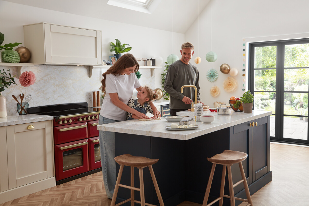 Innenarchitektur, Küche, Erwachsener, Person, Frau