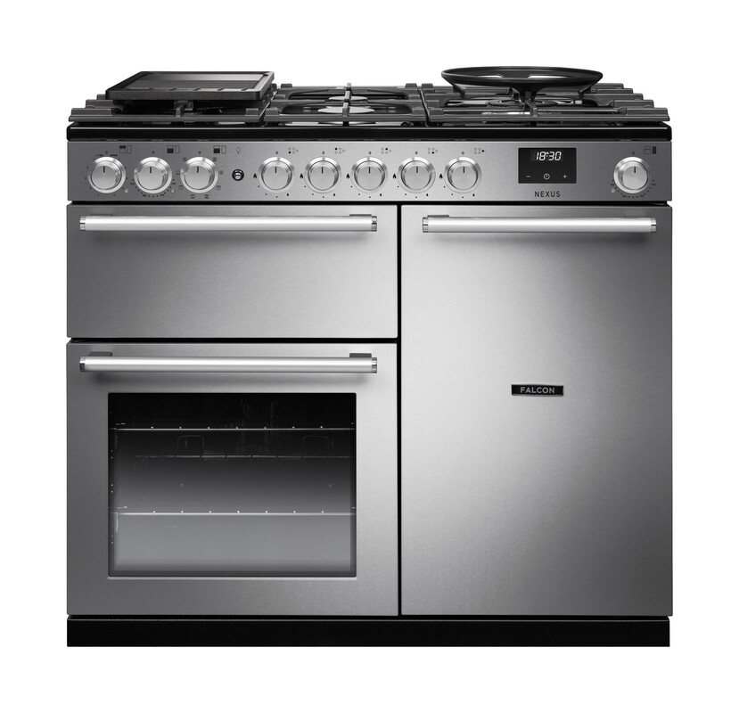 Falcon Nexus Edelstahl-Standherd: breites Gaskochfeld mit 5 Brennern, Grillplatte und Wokring, zwei Öfen inkl. Sichtfenster und Digitaluhr; ideal für große Küchen und ambitioniertes Kochen