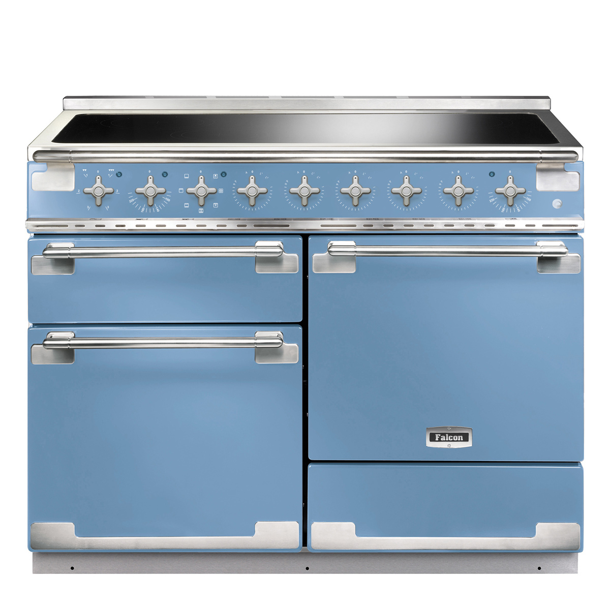 Hellblauer Falcon Range Cooker mit Induktionskochfeld, mehreren Backöfen und silberfarbenen Griffen, ideal für große Küchen