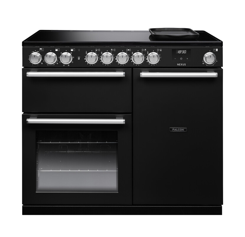 Produktfoto: Falcon Nexus Induktionsherd/Range Cooker in Schwarz, Glaskeramik-Kochfeld mit mehreren Kochzonen, zwei Backöfen plus Grill, Drehknebel, Digitaluhr – hochwertiger freistehender Küchenherd